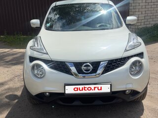 2017 Nissan Juke I Рестайлинг, белый, 1110000 рублей, вид 5