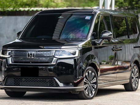 2023 Honda Stepwgn Spada VI, чёрный, 2450000 рублей, вид 1