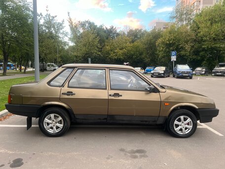 1999 Lada (ВАЗ) 21099, коричневый, 127000 рублей, вид 4