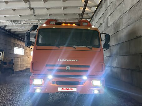 2017 КамАЗ 43118, оранжевый, 7500000 рублей, вид 1