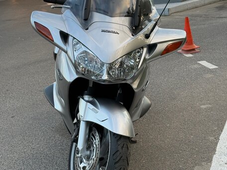 2007 Honda ST 1300, серебристый, 780000 рублей, вид 5