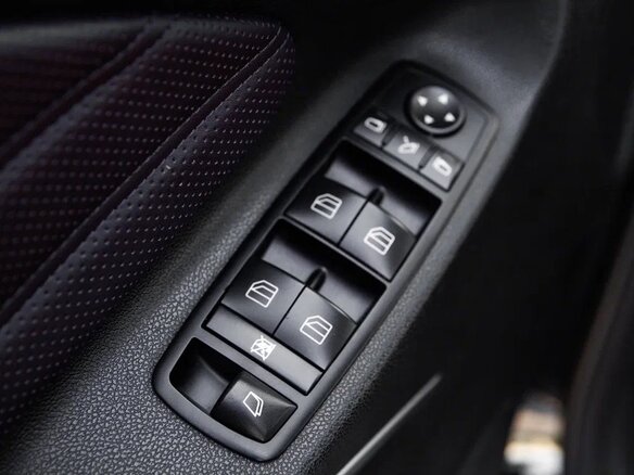 2011 Mercedes-Benz GL-Класс 500 I (X164) Рестайлинг, чёрный, 2300000 рублей - вид 8