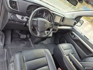 2022 Opel Zafira Life L I, серый, 4490000 рублей, вид 1