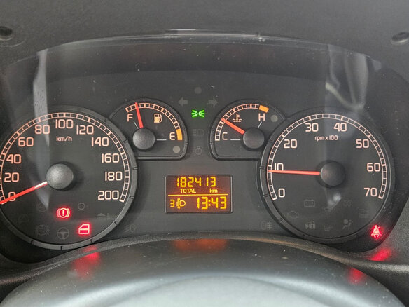 2011 Fiat Doblo I Рестайлинг, красный, 630000 рублей - вид 6