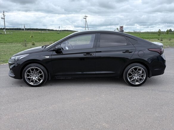 2019 Hyundai Solaris II, чёрный, 950000 рублей - вид 7
