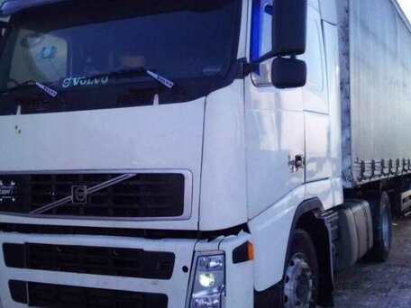 2008 Volvo FH, белый, 2350000 рублей, вид 1