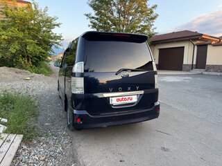 2007 Toyota Voxy I (R60), синий, 900000 рублей, вид 5
