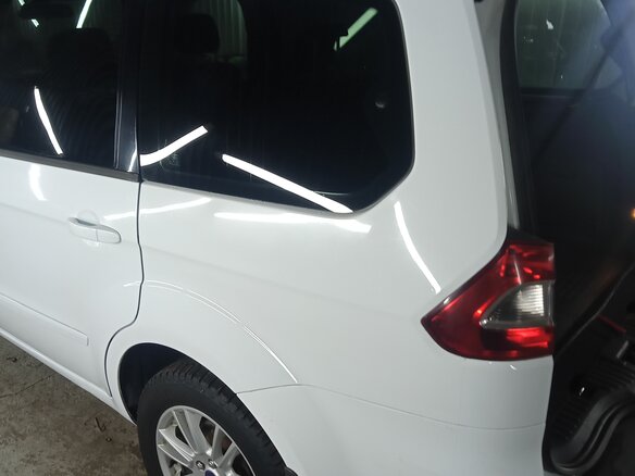 2011 Ford Galaxy II Рестайлинг, белый, 900000 рублей - вид 5