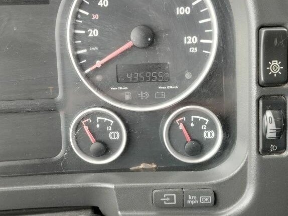 2008 MAN TGA, синий, 1700000 рублей - вид 2