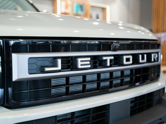 2026 Jetour T1, белый - вид 9