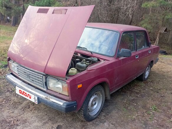 2003 Lada (ВАЗ) 2107, красный, 100000 рублей