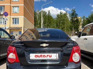 2014 Chevrolet Aveo II, чёрный, 800000 рублей, вид 2