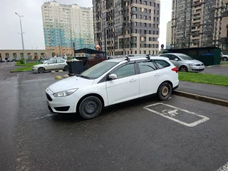 2018 Ford Focus III Рестайлинг, белый, 650000 рублей, вид 2