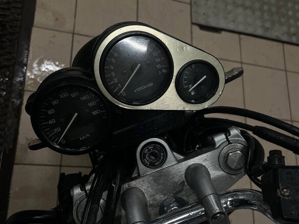 1997 Yamaha FZ400, серебристый, 220000 рублей - вид 10