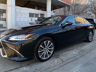 2021 Lexus ES 250 VII Рестайлинг, чёрный, 3200000 рублей, вид 1