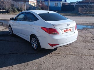 2015 Hyundai Solaris I Рестайлинг, белый, 724000 рублей, вид 2