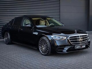 2025 Mercedes-Benz S-Класс 580 4MATIC VII (W223), чёрный, 15600000 рублей, вид 3