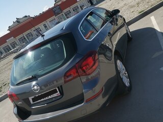 2011 Opel Astra J, серый, 850000 рублей, вид 4