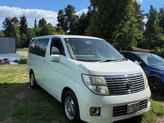 2005 Nissan Elgrand II (E51), белый, 850000 рублей, вид 2