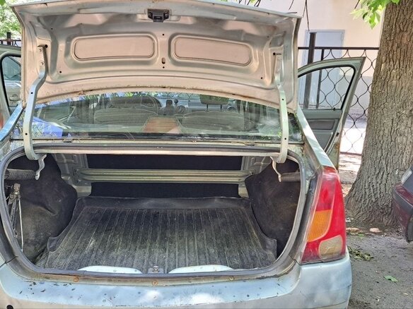 2007 Renault Logan I, серый, 110000 рублей - вид 15