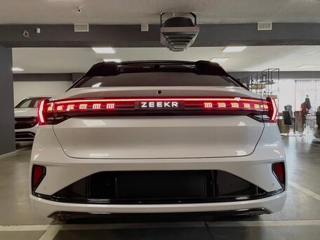 2026 Zeekr 001 103 kWh I Рестайлинг 2, белый, 11520000 рублей, вид 4