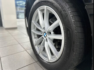 2022 BMW 3 серии 318i VII (G2x) Рестайлинг, чёрный, 3250915 рублей, вид 3