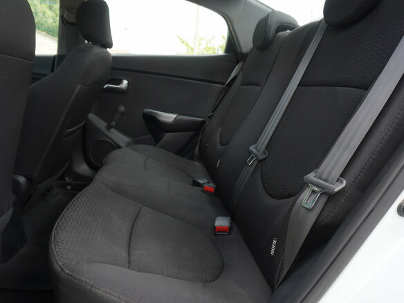 2015 Kia Rio III Рестайлинг, белый, 877000 рублей - вид 20