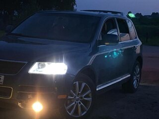 2005 Volkswagen Touareg I, серый, 570000 рублей, вид 1