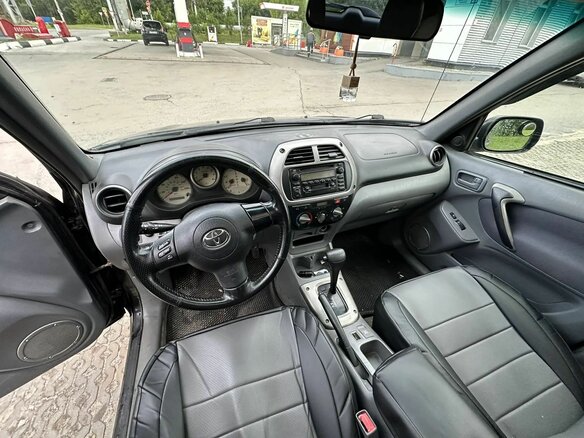 2002 Toyota RAV4 II (XA20), чёрный, 388000 рублей - вид 8
