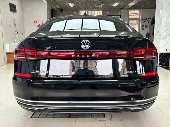 2022 Volkswagen Passat B8 Рестайлинг, чёрный - вид 3