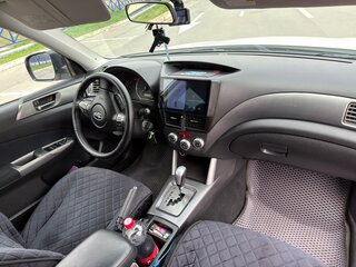 2011 Subaru Forester III Рестайлинг, белый, 1200000 рублей, вид 5