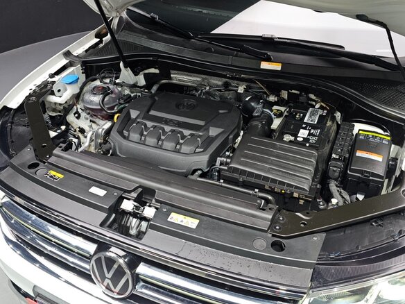 2023 Volkswagen Tiguan II Рестайлинг, белый - вид 16
