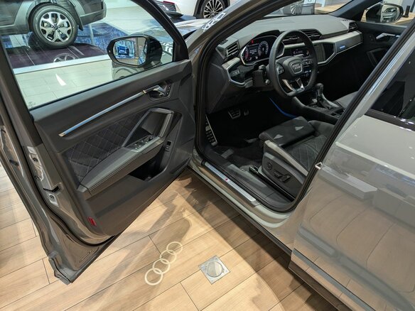 2026 Audi Q3 35 TFSI II (F3), серый - вид 12