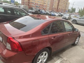 2008 Volvo S40 II Рестайлинг, красный, 430000 рублей, вид 4