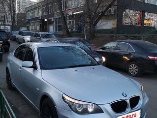 2007 BMW 5 серии 520d V (E60/E61) Рестайлинг, серебристый, 1250000 рублей, вид 2