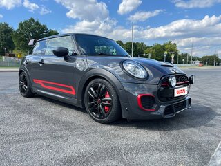 2021 Mini Hatch JCW III (F55/F56) Рестайлинг, серый, 3157000 рублей, вид 4