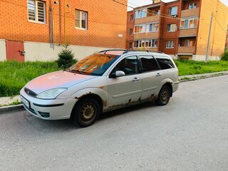 2004 Ford Focus I Рестайлинг, серебристый, 115000 рублей, вид 1