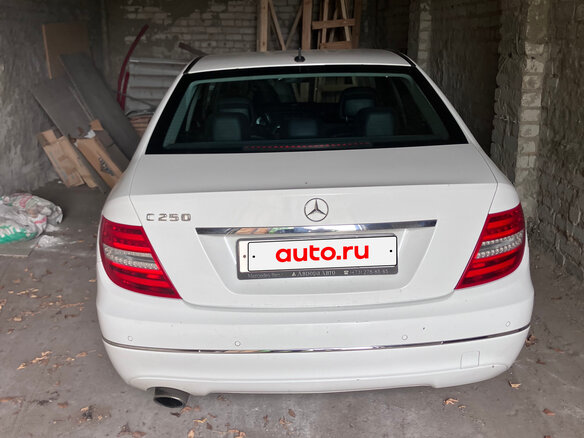 2013 Mercedes-Benz C-Класс 250 III (W204) Рестайлинг, белый, 2000000 рублей - вид 19