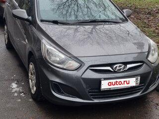 2012 Hyundai Solaris I, серый, 430000 рублей, вид 4