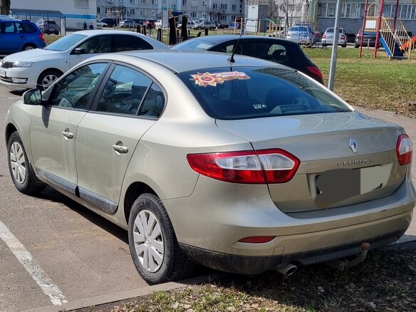 2013 Renault Fluence I, бежевый, 850000 рублей - вид 4