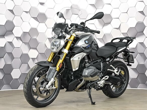 2022 BMW R 1250 R, серый, 1199000 рублей - вид 1