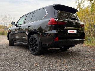 2017 Lexus LX 450d III Рестайлинг 2, чёрный, 6500000 рублей, вид 4