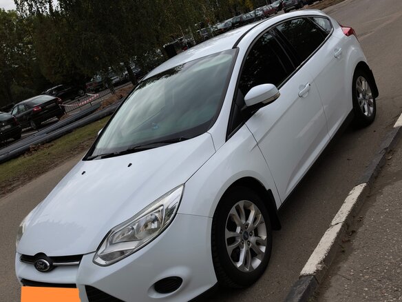 2011 Ford Focus III, белый, 616327 рублей
