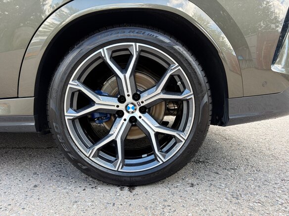 2023 BMW X6 30d III (G06) Рестайлинг, коричневый, 11000000 рублей - вид 14