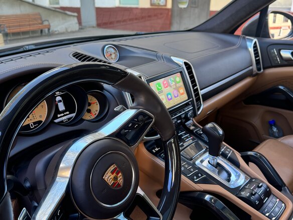 2015 Porsche Cayenne GTS II Рестайлинг (958), коричневый, 3850000 рублей - вид 3