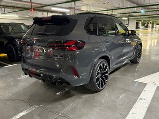 2025 BMW X5 M Competition III (F95) Рестайлинг, серый, 25000000 рублей, вид 3