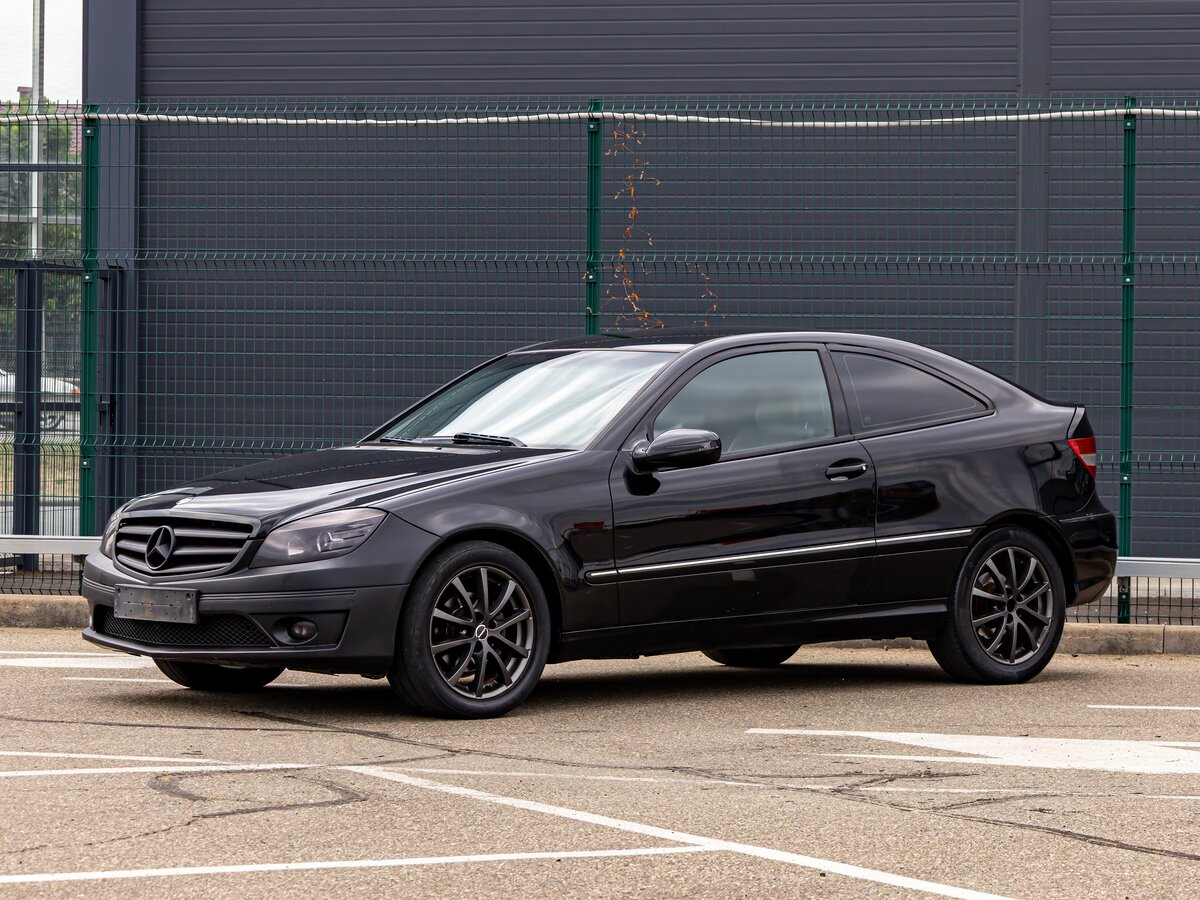 Открыть фотографии: Mercedes-Benz CLC-Класс