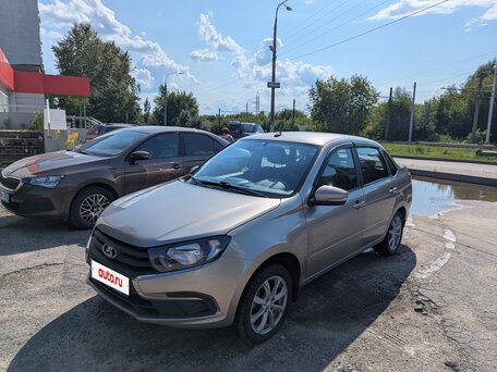 2021 Lada (ВАЗ) Granta I Рестайлинг, золотистый, 680000 рублей, вид 1
