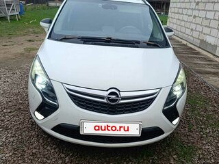 2015 Opel Zafira C, белый, 900000 рублей, вид 1
