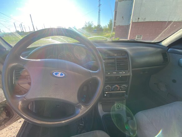 2007 Lada (ВАЗ) 2112, бежевый, 200000 рублей - вид 3